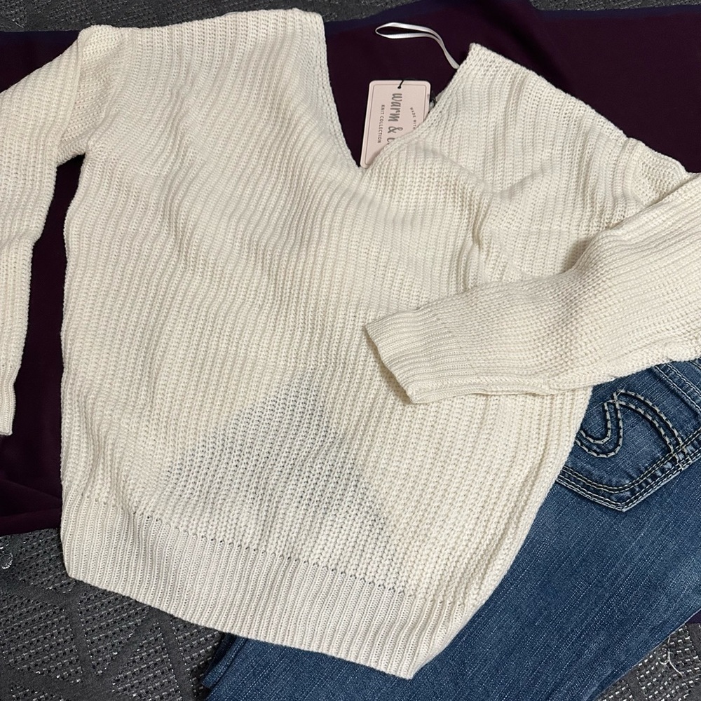 NWT Ivory Twist Back Knot Sweater - Picture 3 of 11